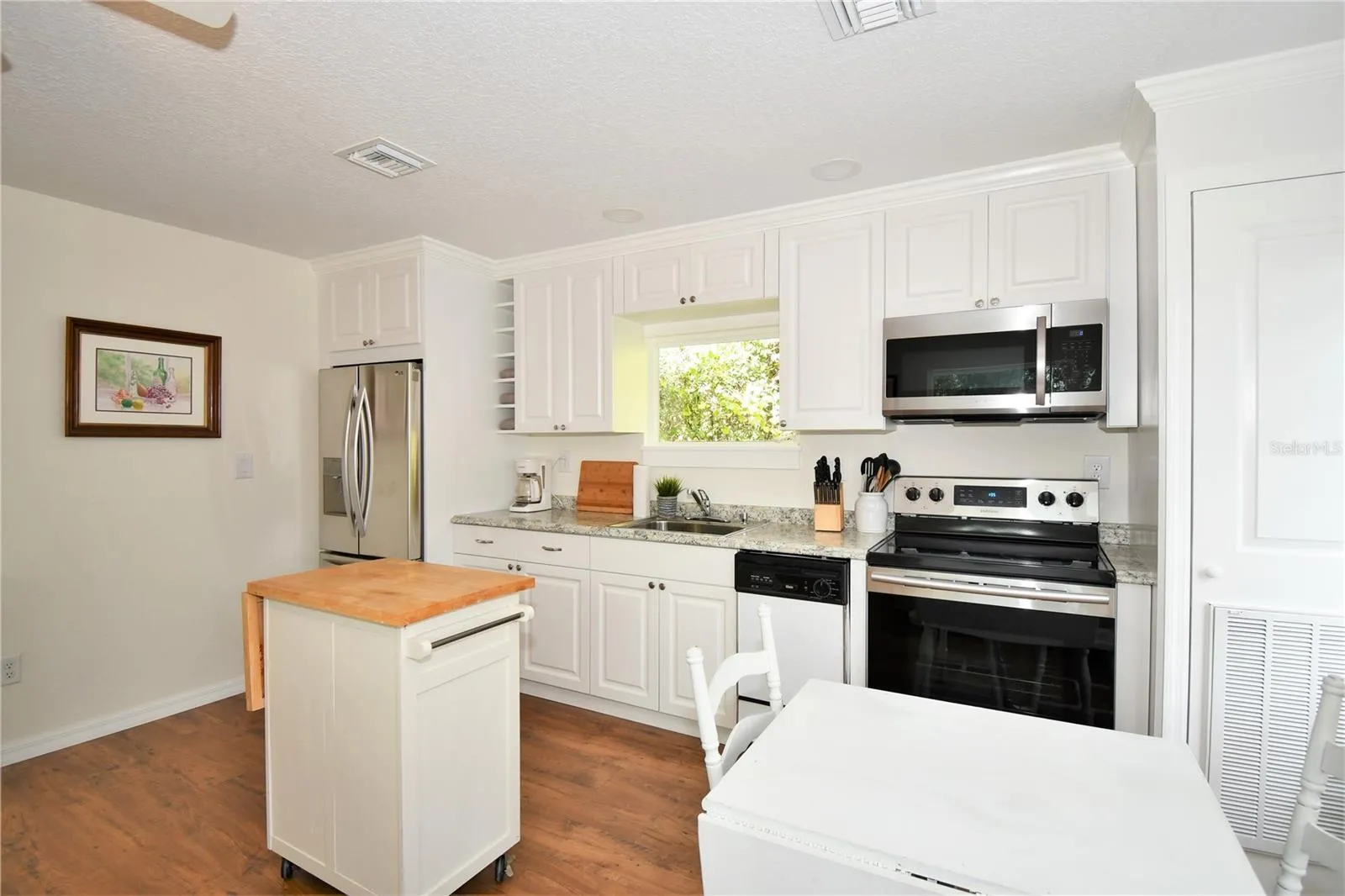 Apartment Eating Area