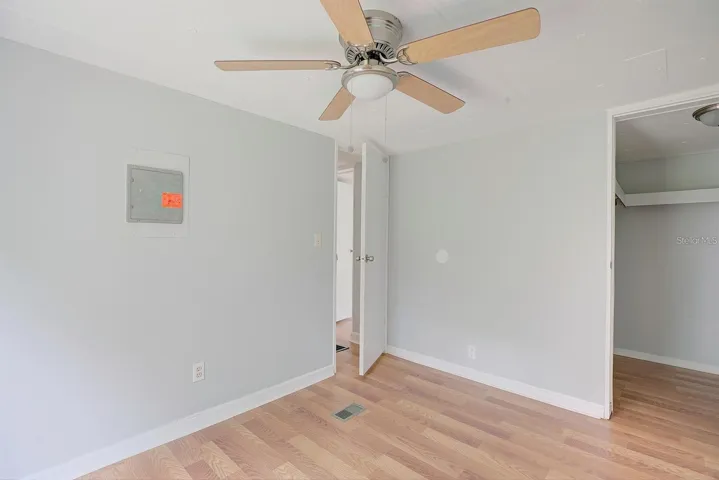 MASTER BED