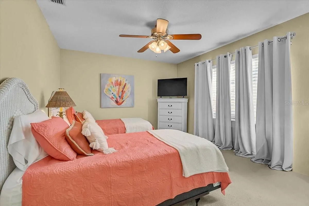 2nd Bedroom