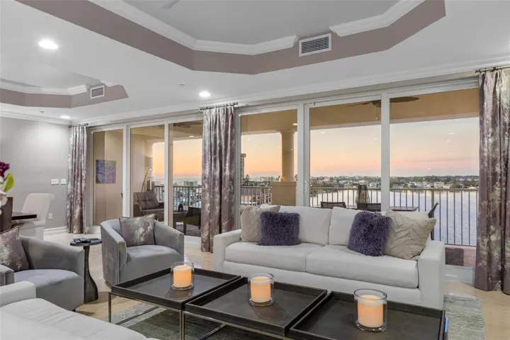 .. Executive Penthouse Residence 702.. 4 Bedroom Plus a Office / Studio With  3.5 Bath And 3990 Sq Ft.. The Office / Art Studio is approx 10' X 20 ' With a Closet.. Refer To Floorplans & Tour For Details..