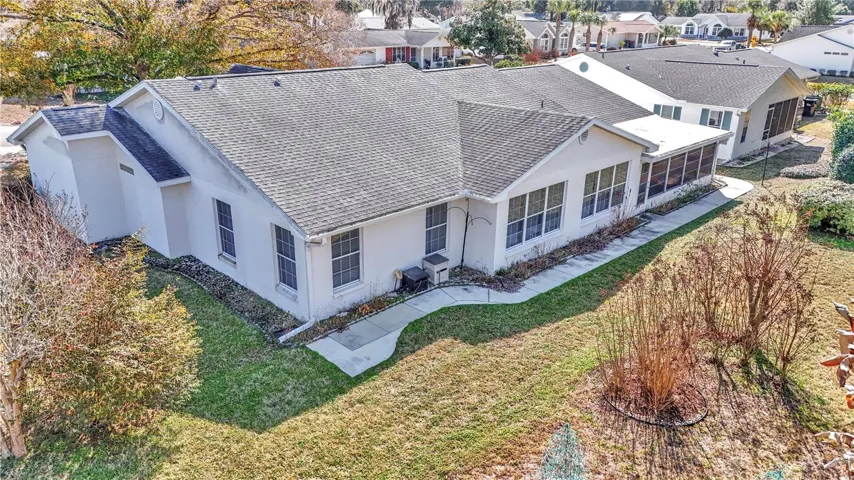 WELL MAINTAINED BACK YARD