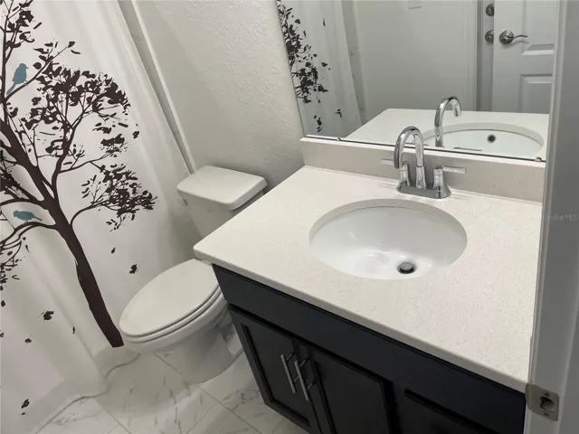 Junior Master Bath