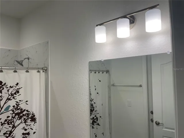 Junior Master Bath