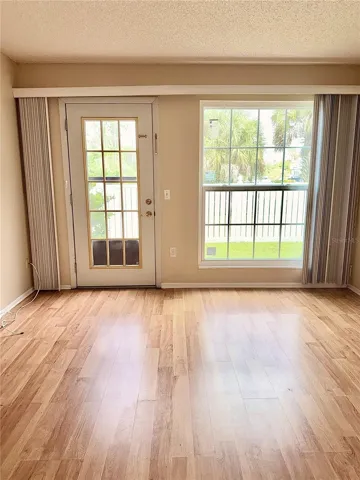 Livingroom 2nd view
