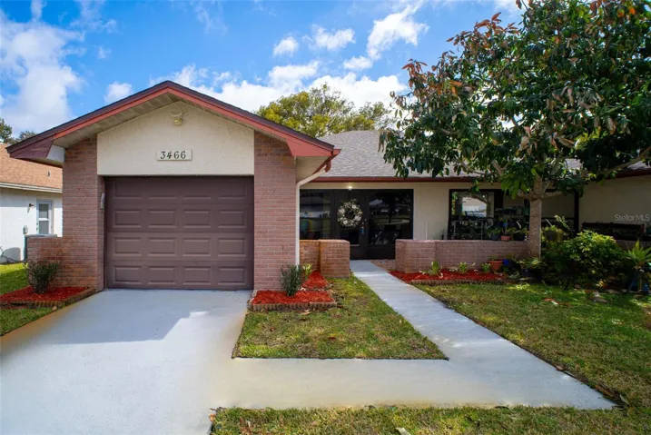 Welcome home to pet friendly Duplex Village within Highland Lakes~