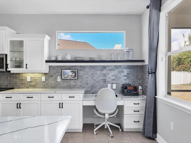 Built-in Desk