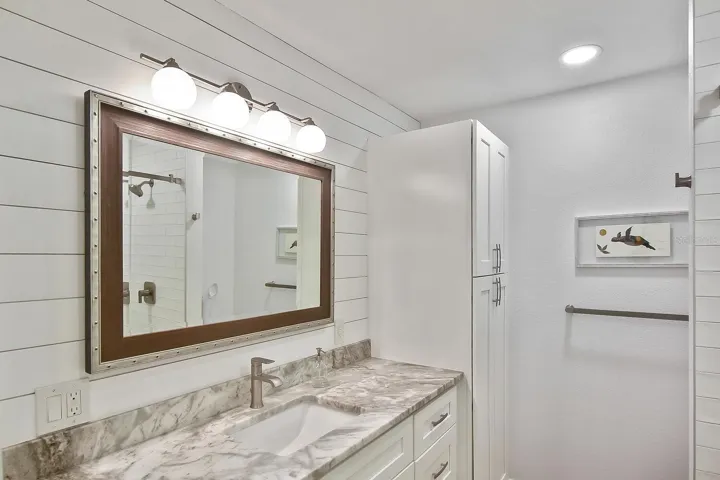 Secondary bathroom