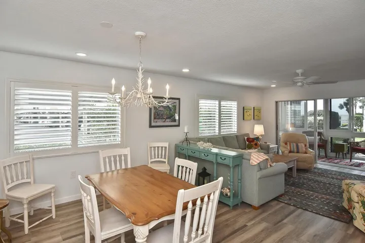 Dining/Living area