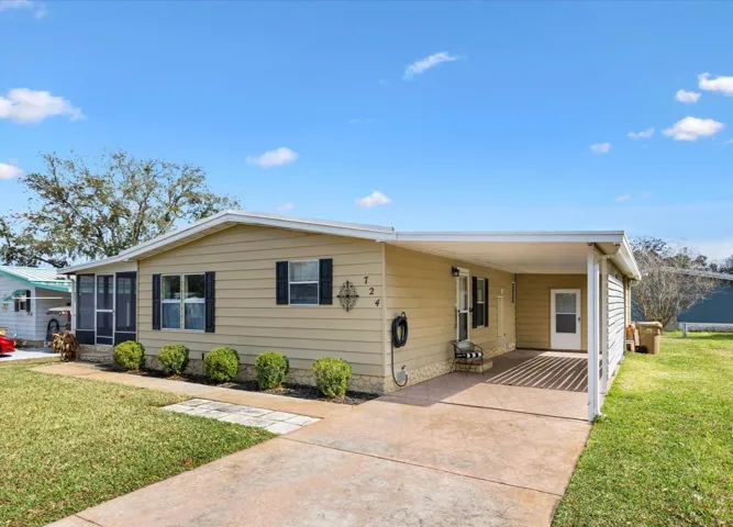 724 Royal Palm Ave.