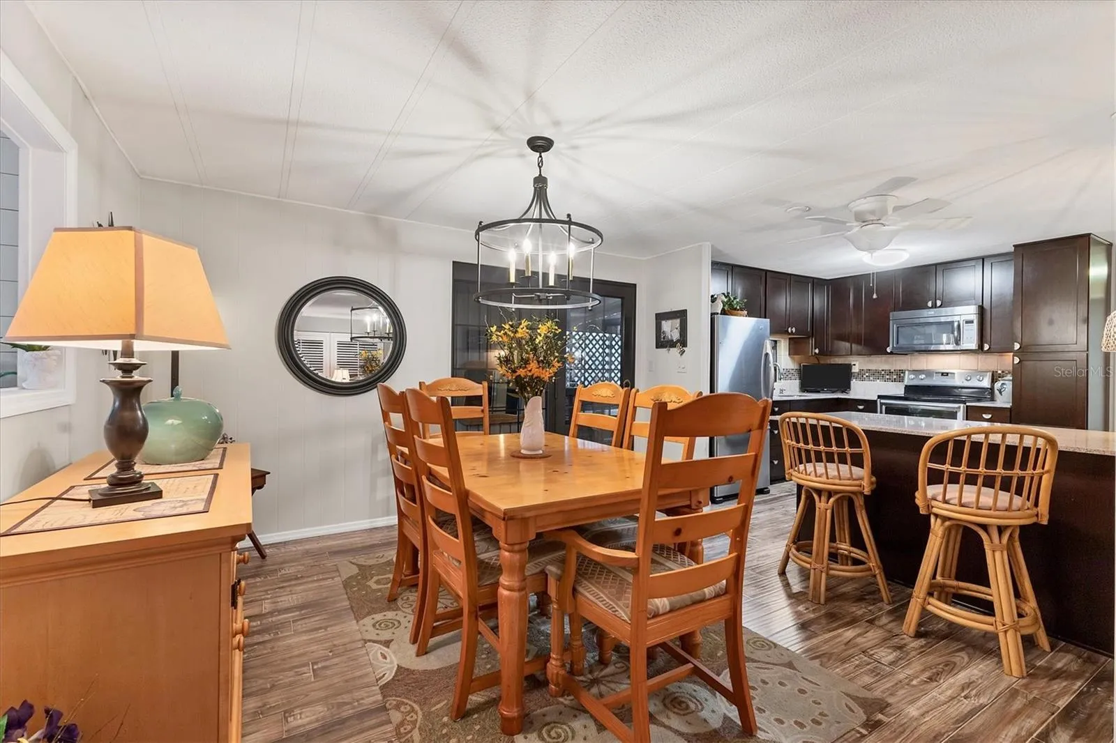 Dining Room/Kitchen