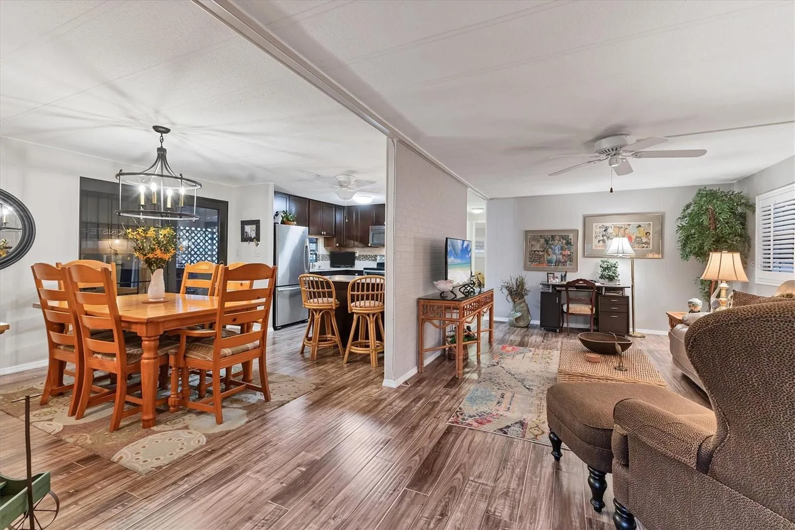 Dining/living room/kitchen