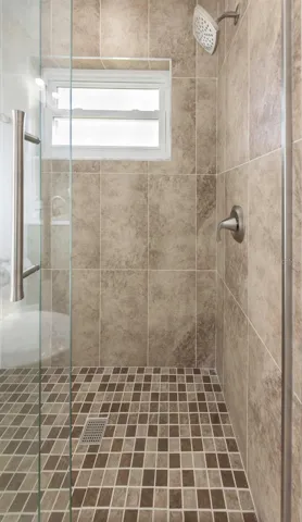 Guest shower