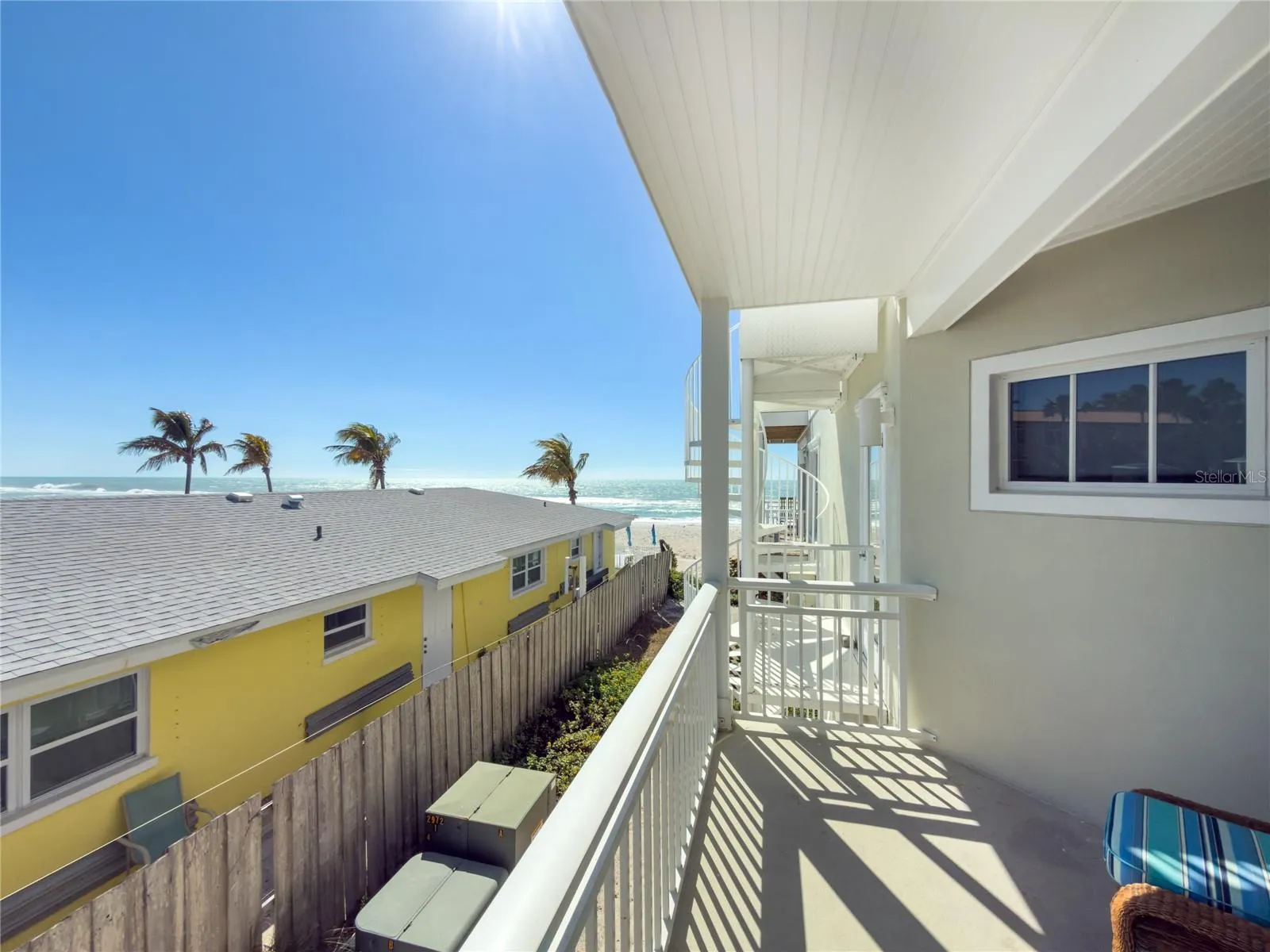 LIVINGROOM BALCONY WITH GULF VIEWS