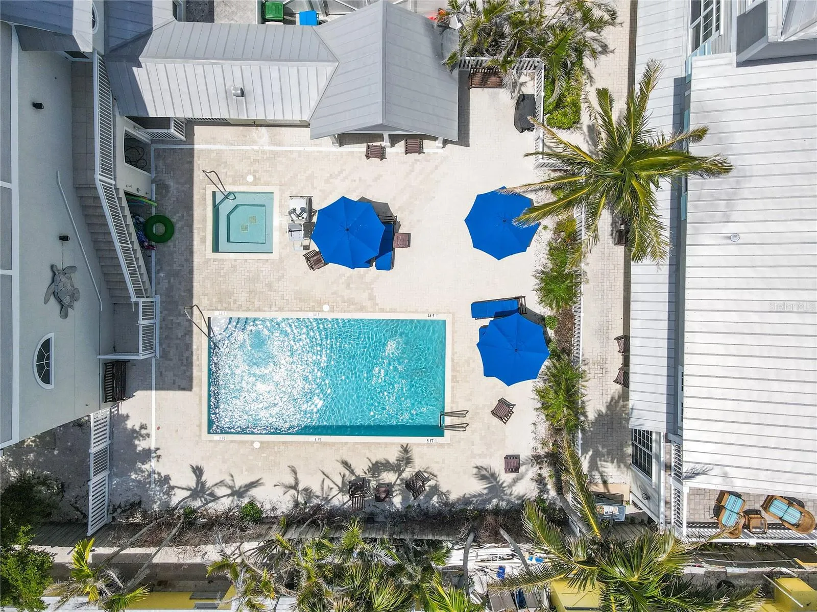 POOL & SPA AREA