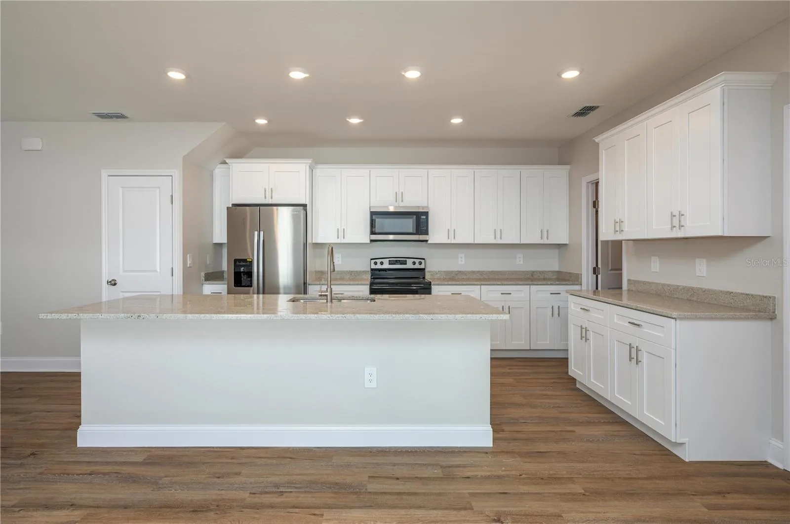 2169 Sutton Ridge Ave, Lakeland, Florida 33810 — photo 8