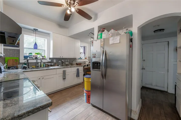 main house kitchen
