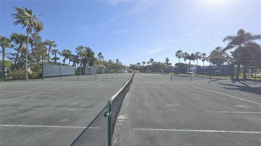 Tennis courts-pickleball courts