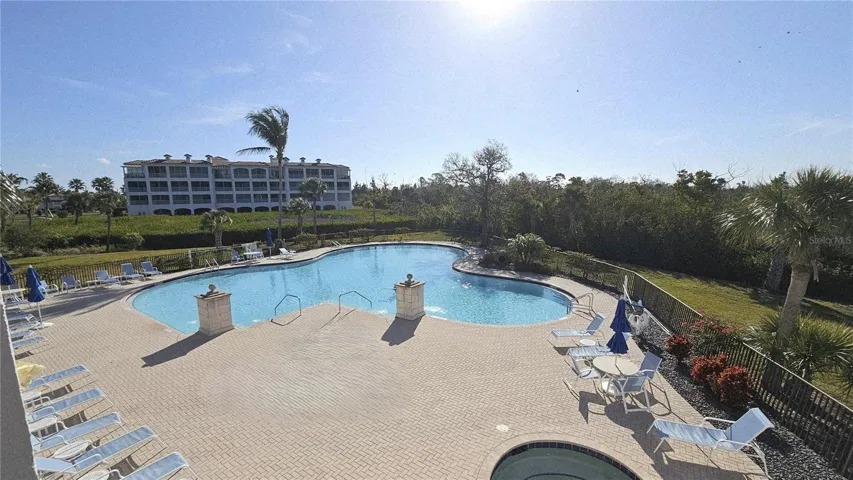 Large heated pool + spa