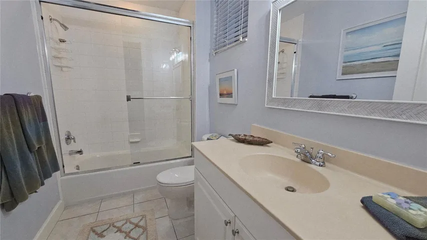 Guest bathroom-tub/shower