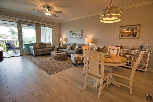 Dining room-living room