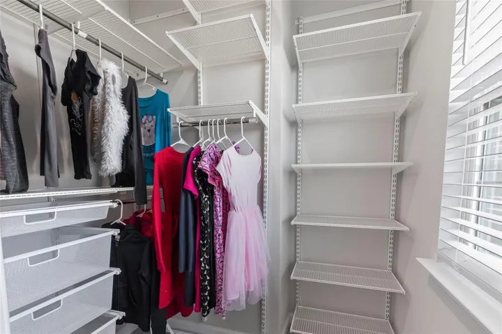 Bedroom 3 closet with Elfa components