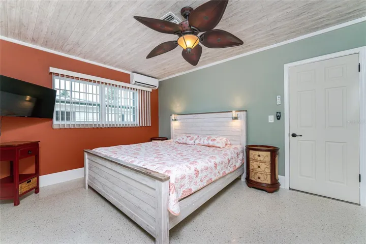 Guest Bedroom 1