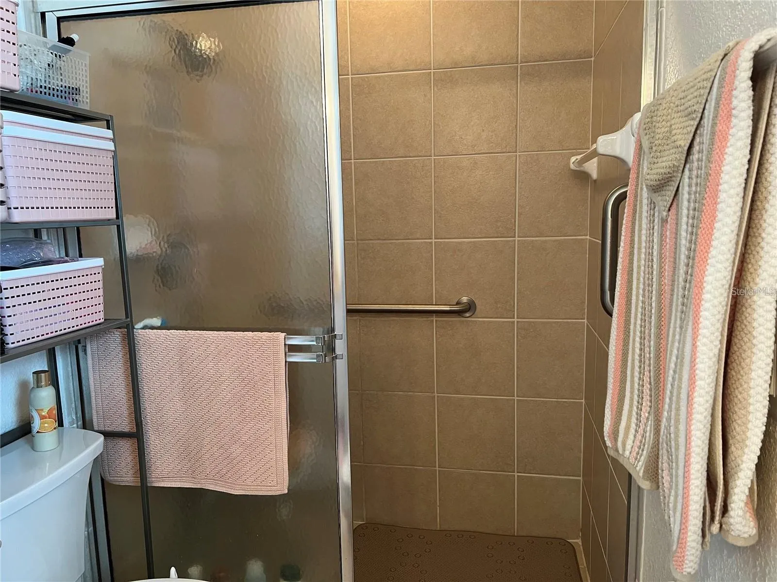 2nd Guest Pool Bathroom