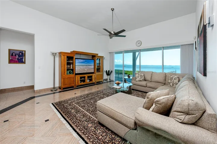2nd floor family room