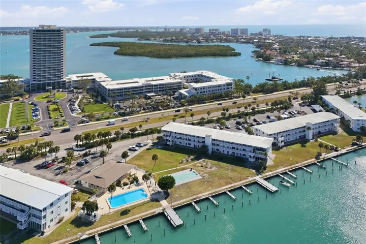 Sarasota Harbor West - Claridge House building (C)