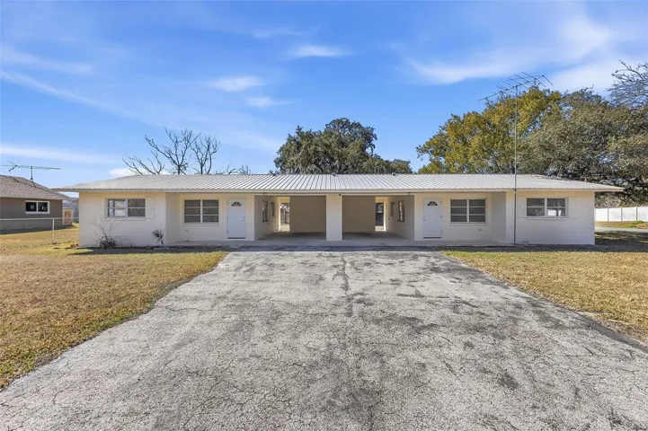 Duplex with units that DON'T share a wall