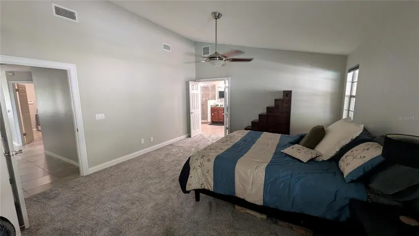 Private Owner’s Retreat. With New Carpet