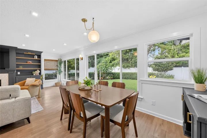 Dining Room14'x9'