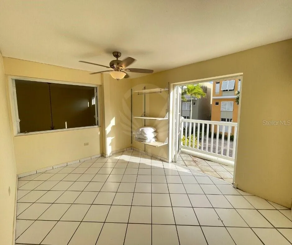 Secondary bedroom