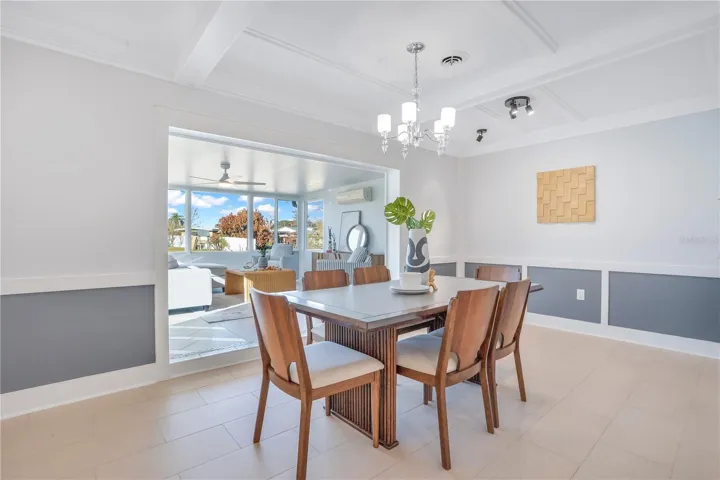 Formal Dining Room: Coffered Ceiling