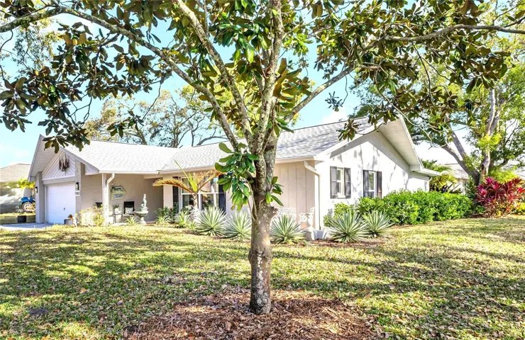 Welcome to this lovely updated Highland Lakes home within walking distance to the main clubhouse!