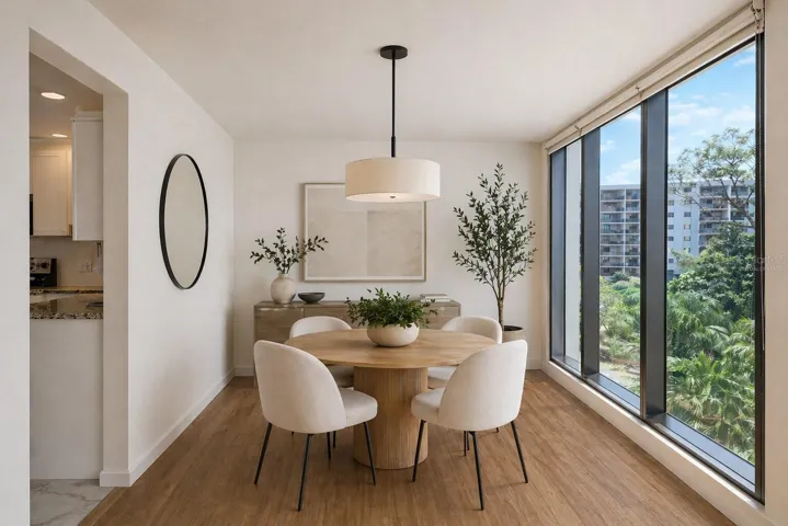 VIRTUALLY STAGED DINING