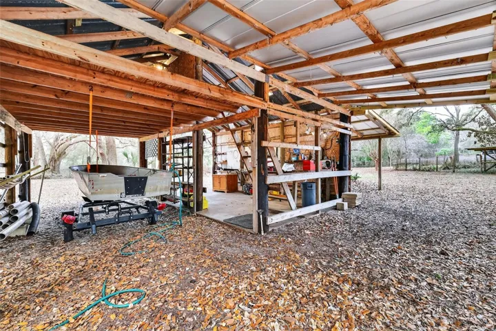 barn