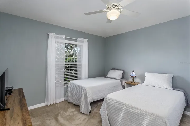 Guest bedroom 2