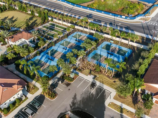 Community Pickleball Courts