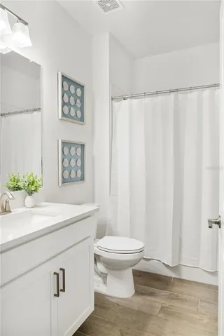 2nd Full Bathroom
