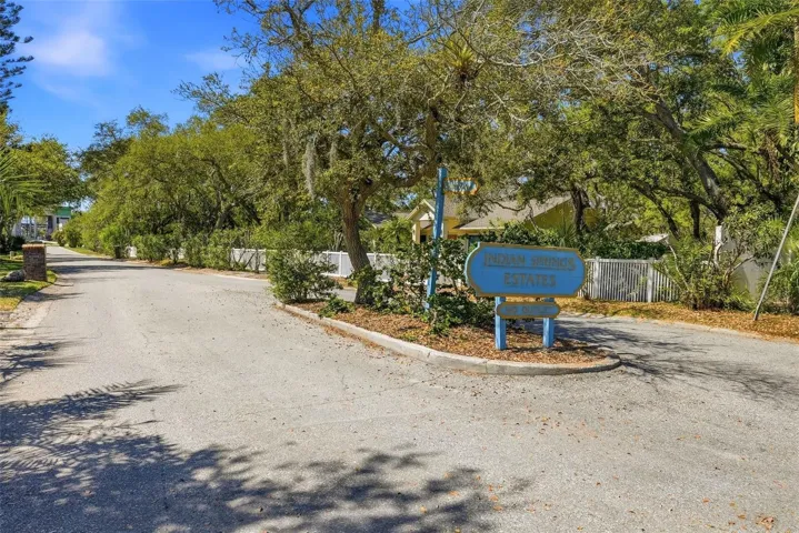 Entrance to Indian Springs