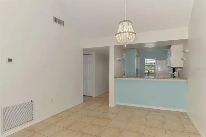 Plenty of room for Counter seating and dining table