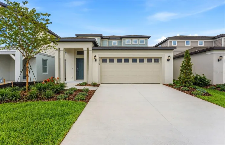 Pinecrest Exterior