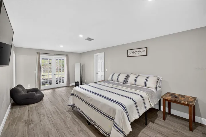 Primary Bedroom21'x12'