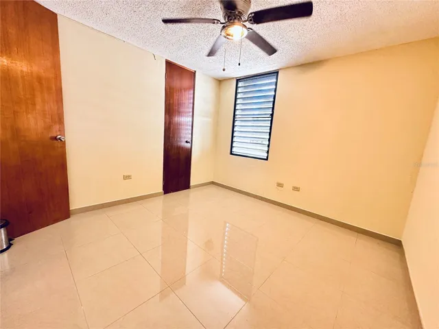 1st bedroom