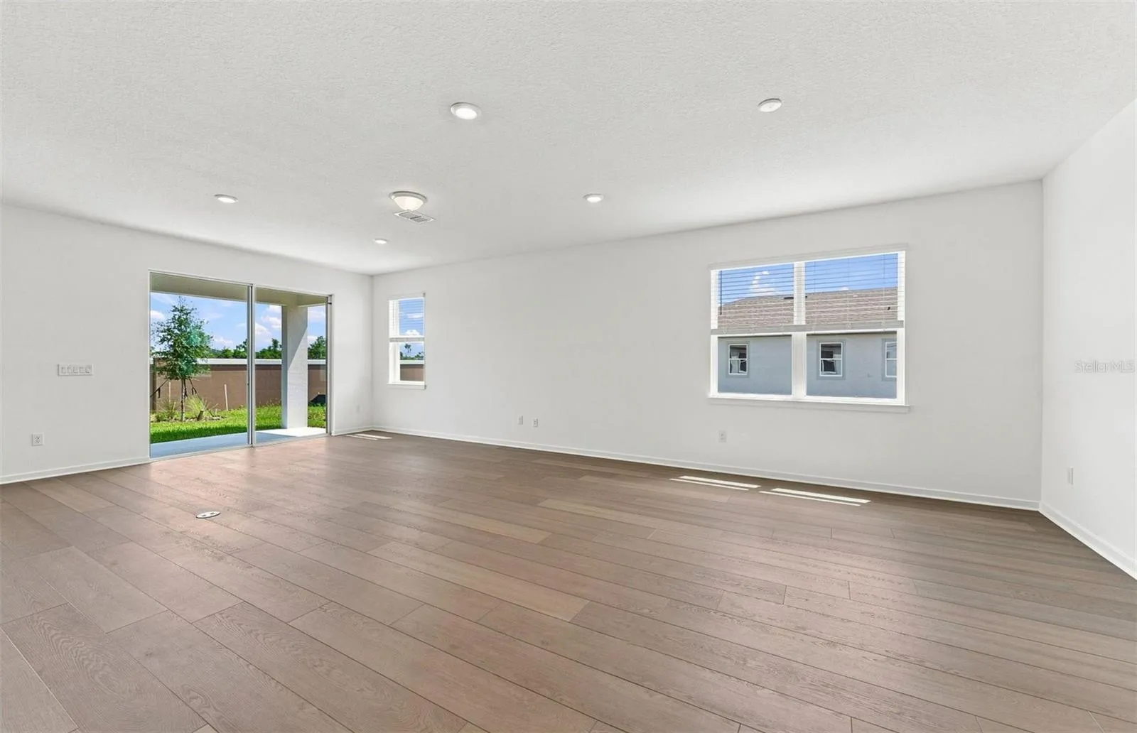 Extended Gathering Room