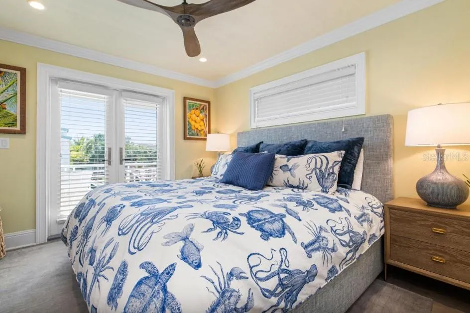 Mid level bedroom #4