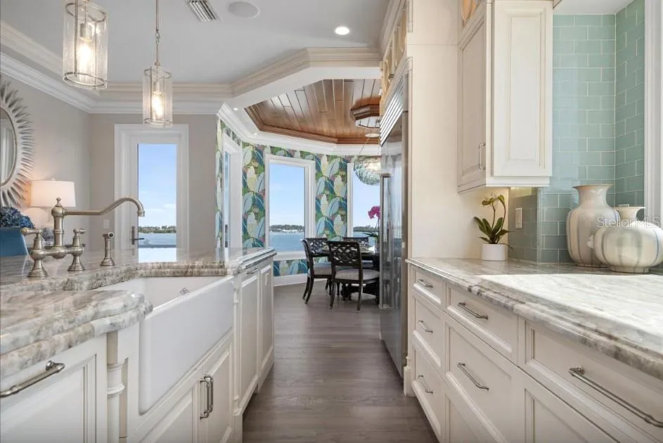 Upper level luxury gourmet kitchen