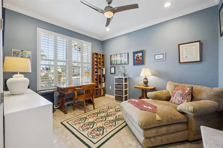 Den/Flex Room