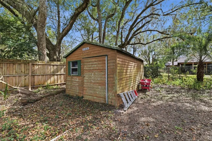 Shed
